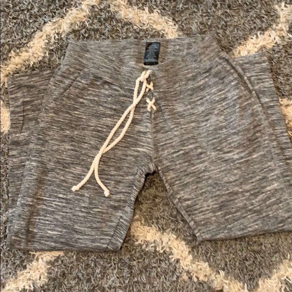 Love me women’s joggers xl